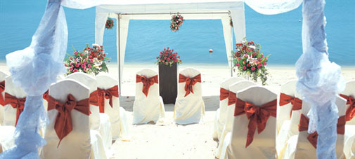 beach-wedding-ceremony