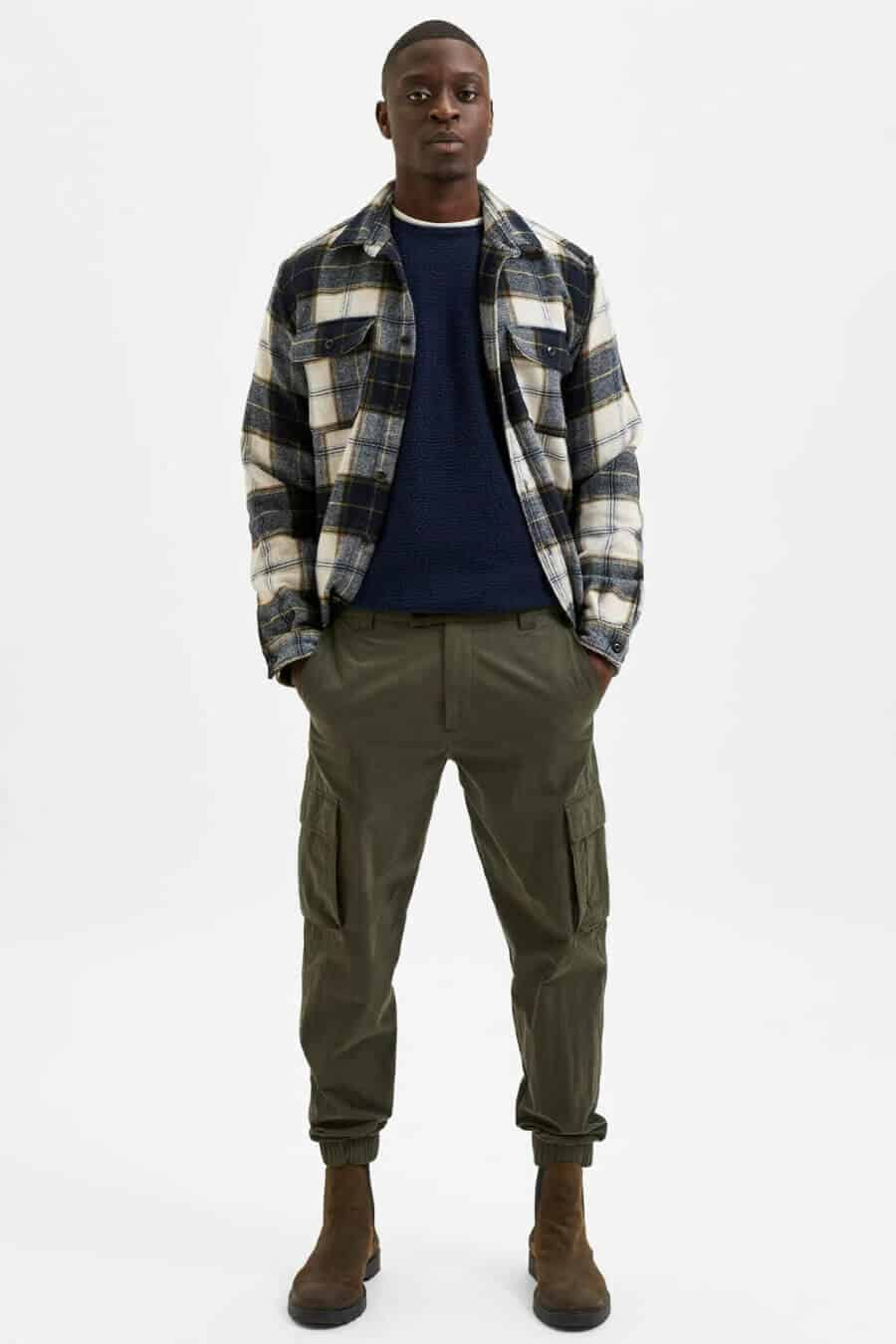 Men's flannel shirt, combat pants and Chelsea boots outfit for men