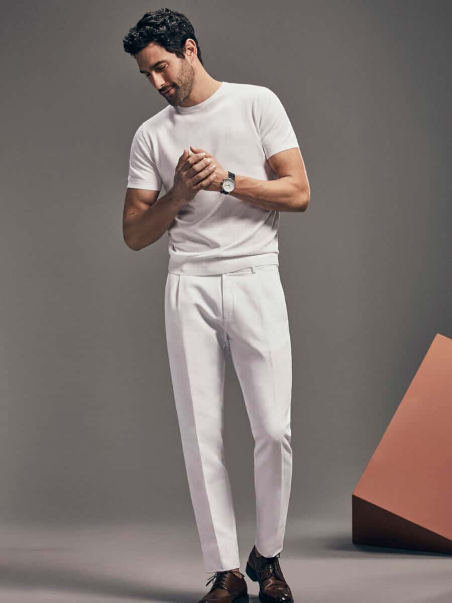 White trousers and white knitted T-shirt Outfit for men
