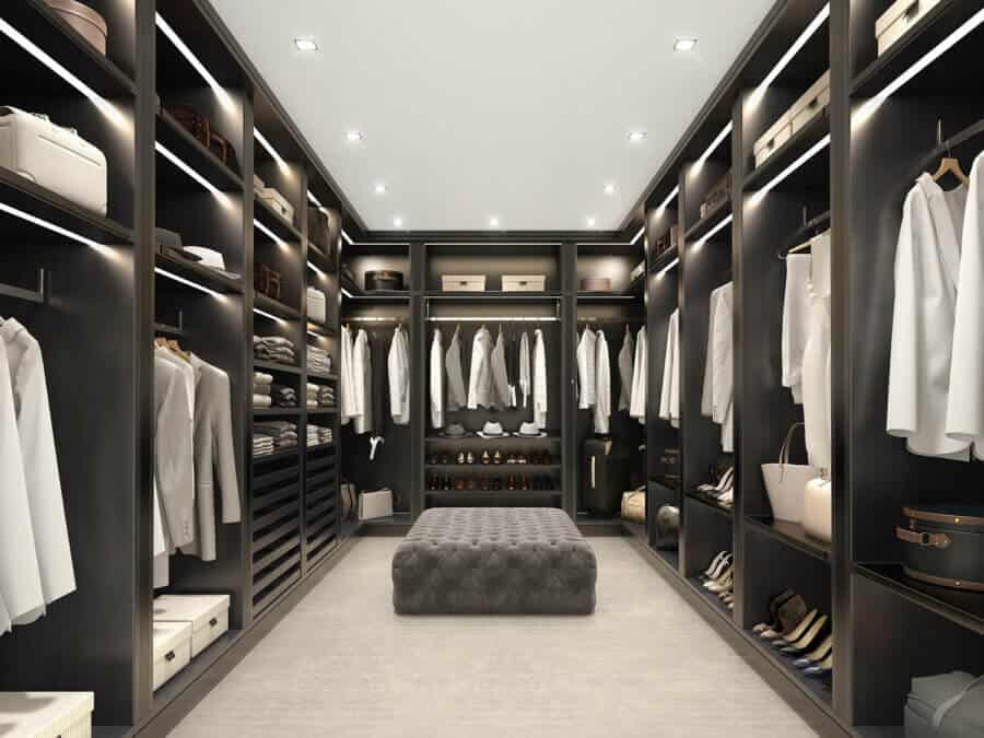 A minimalistic walk-in closet