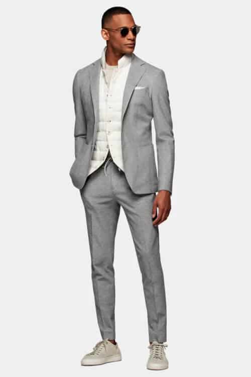 Men's suit with drawstring trousers