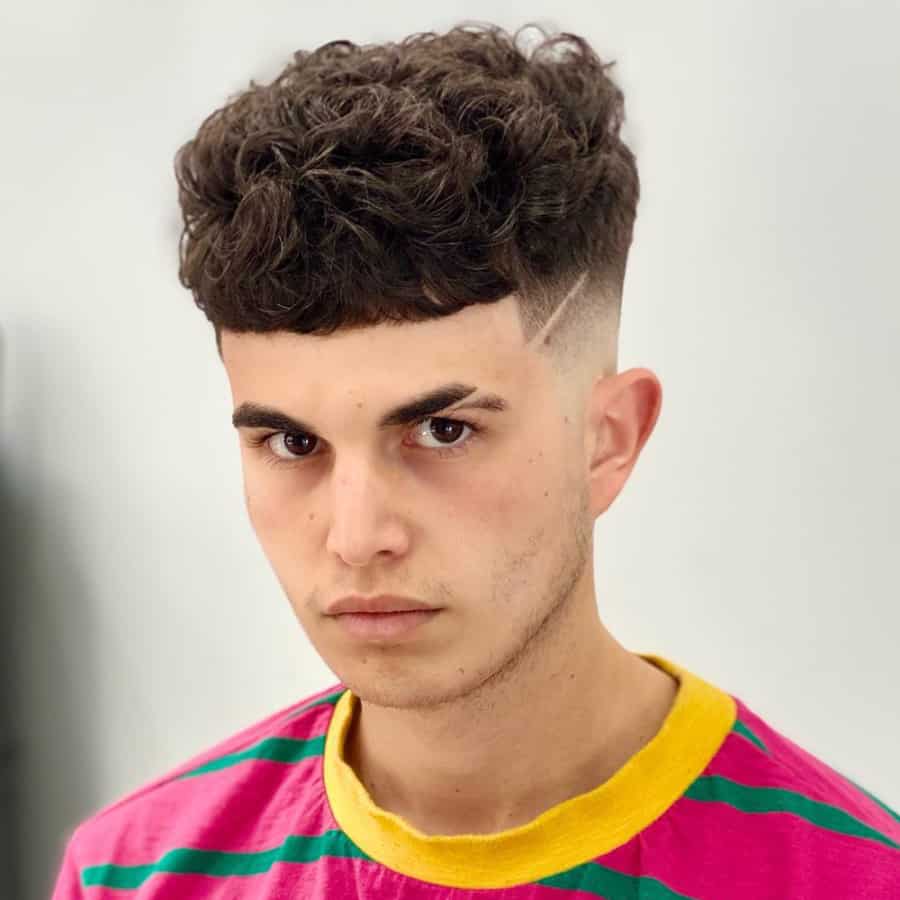 Men's Big volume curly hair with high fade