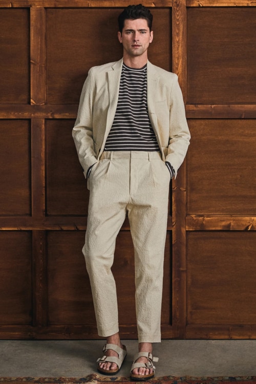 Men's seersucker suit with breton T-shirt and sandals outfit