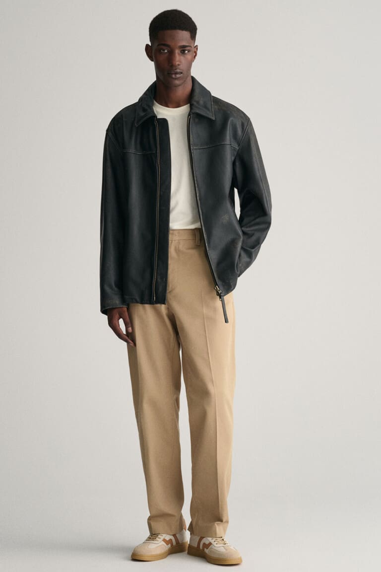 Men’s Khaki Pants Outfits: 22 Looks To Try In 2025