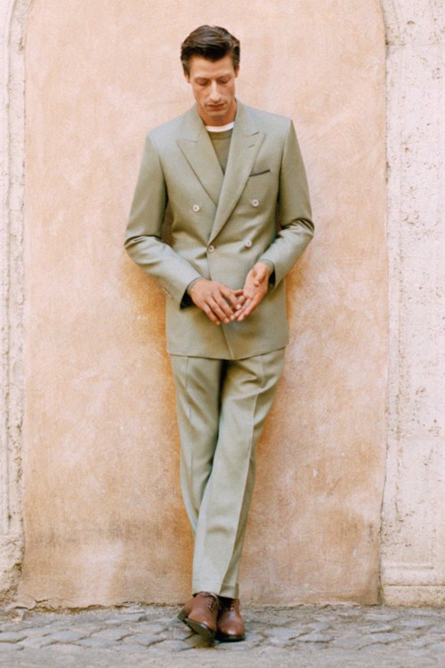 Men's double breasted green linen suit outfit