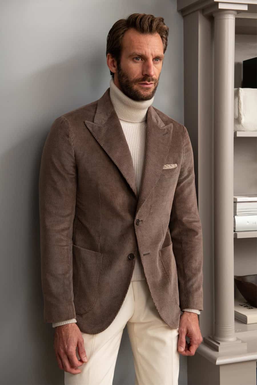 Men's corduroy blazer, roll neck and cream trousers outfit