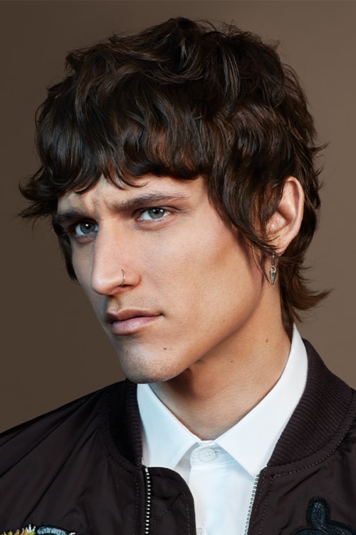 Men's messy mop hairstyle