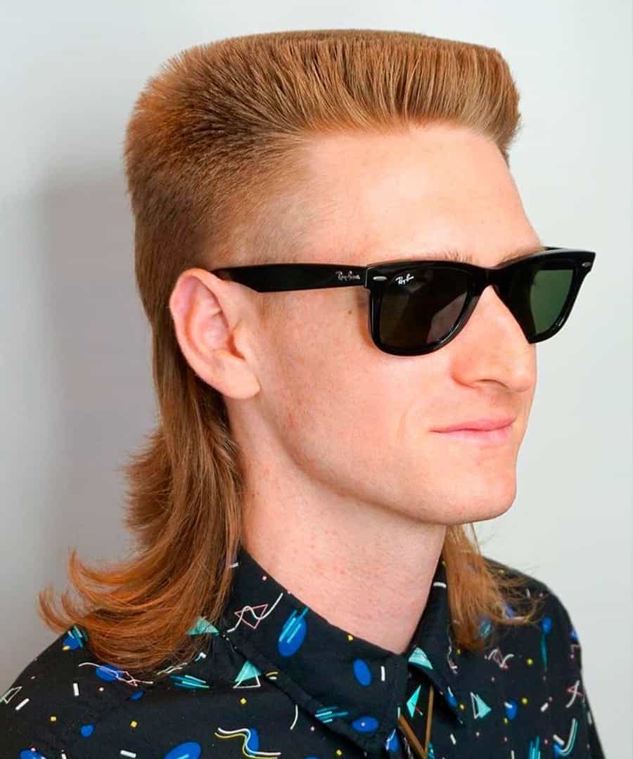 Men's mullet hairstyle