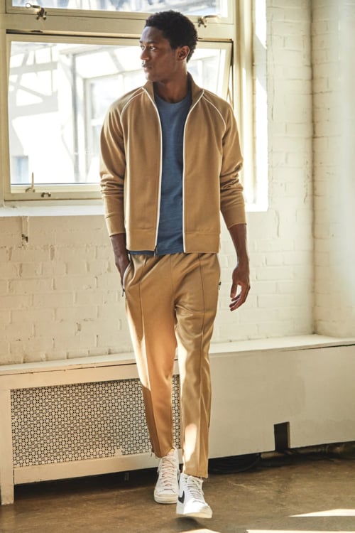 Men's camel tailored tracksuit, blue T-shirt and white Nike Blazer sneakers outfit