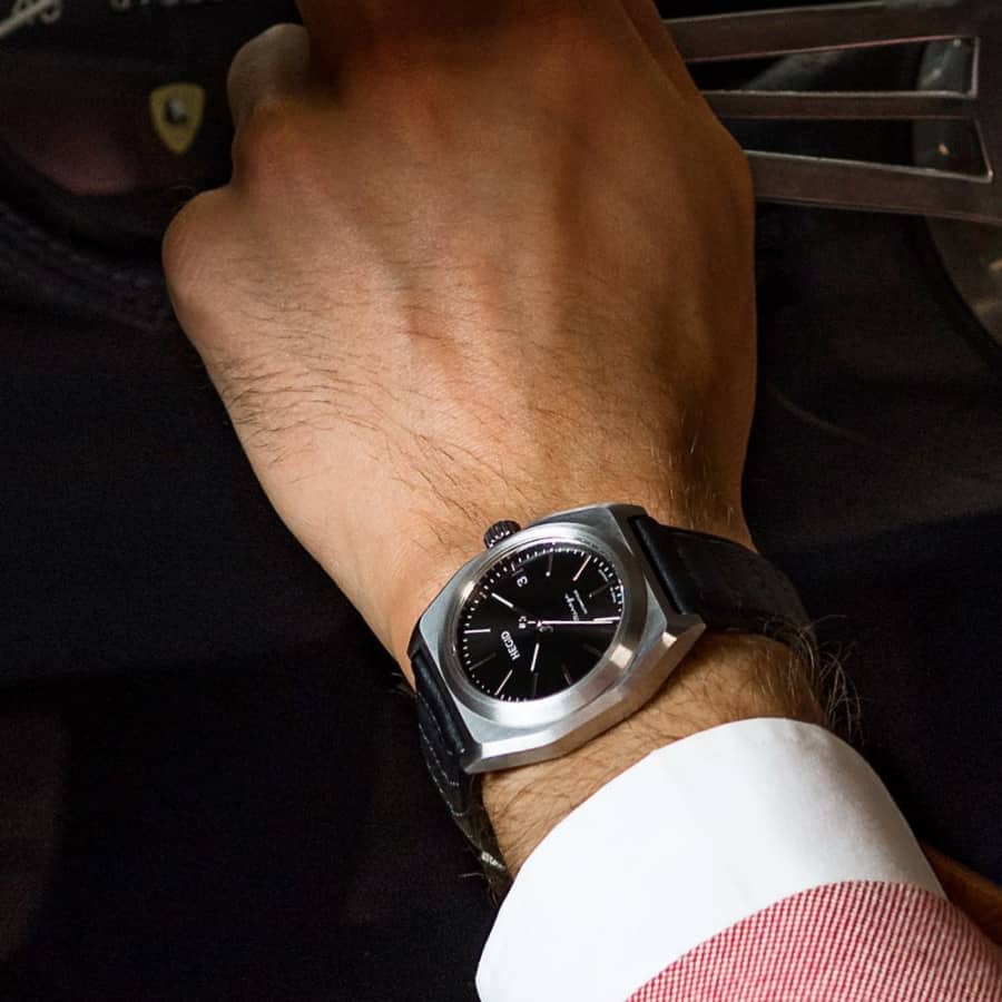 Man wearing Hegid watch on wrist