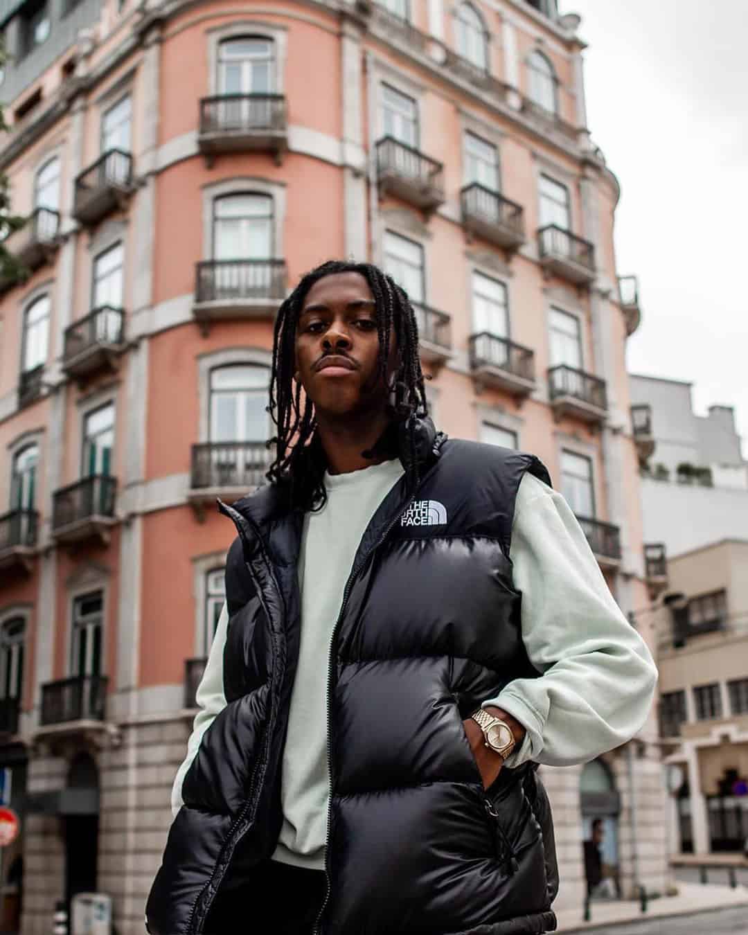 The North Face Sizing Guide 2024 Size Charts & How It Fits