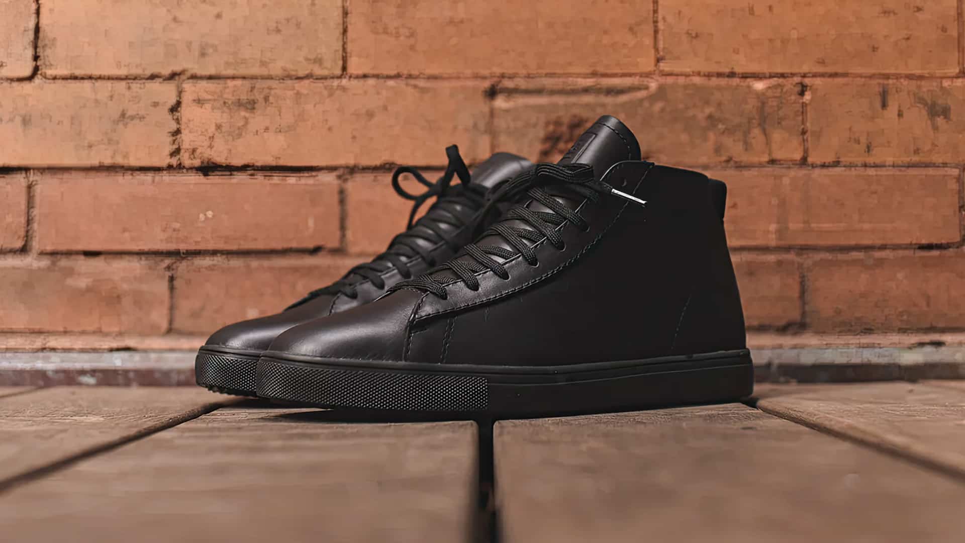 The best all black sneakers for men