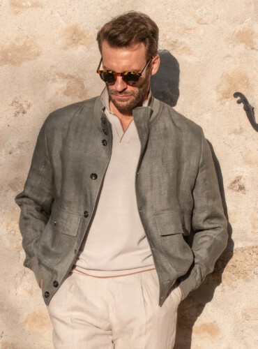The best men's bomber jacket outfits - how to wear one in a stylish way