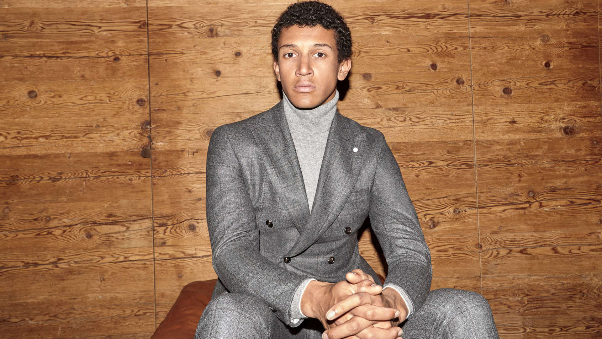 Suit With A Turtleneck: How To Get it Right In 2024 (19 Outfits)