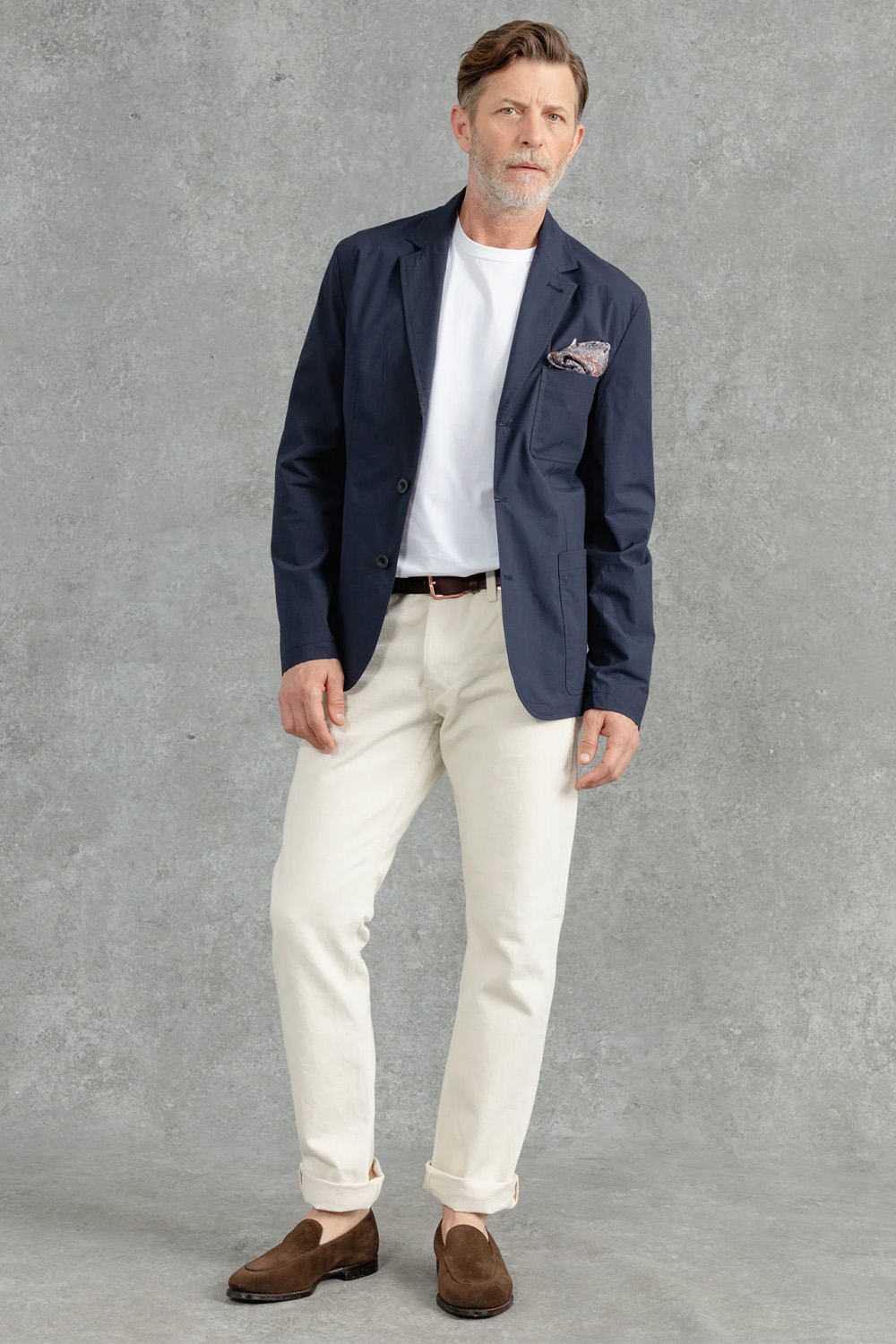 how-to-wear-a-blazer-with-chinos-18-outfits-that-get-it-right